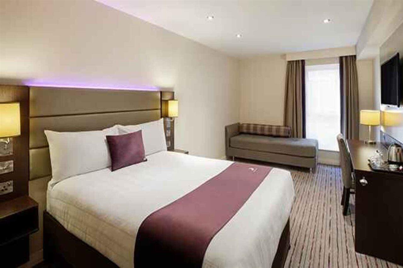 Premier Inn Peterborough City Centre Eksteriør billede